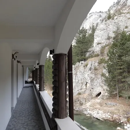 Horlog Castle 3* Trigrad