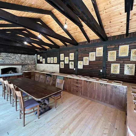 Horlog Castle 3*