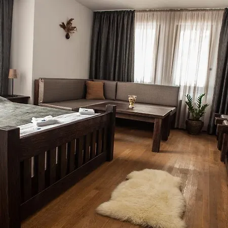 Horlog Castle 3*
